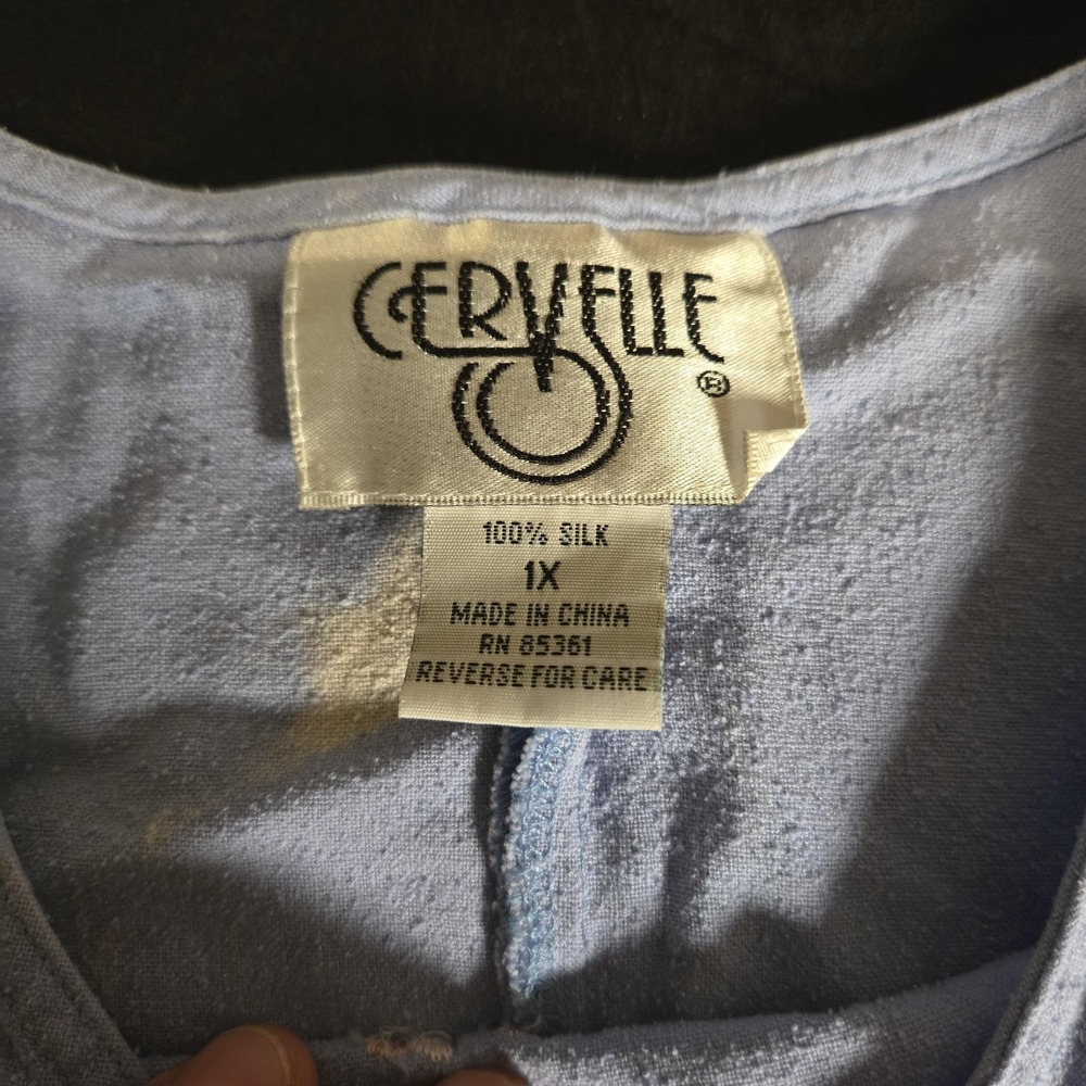 Cervelle Tank Top Womens 1X Blue White 100% Silk‎ Embroidered Floral Scoop Neck - Picture 3 of 8